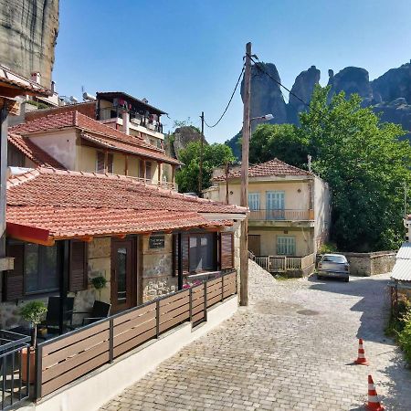 The Stone House Villa กาลัมปากา ภายนอก รูปภาพ